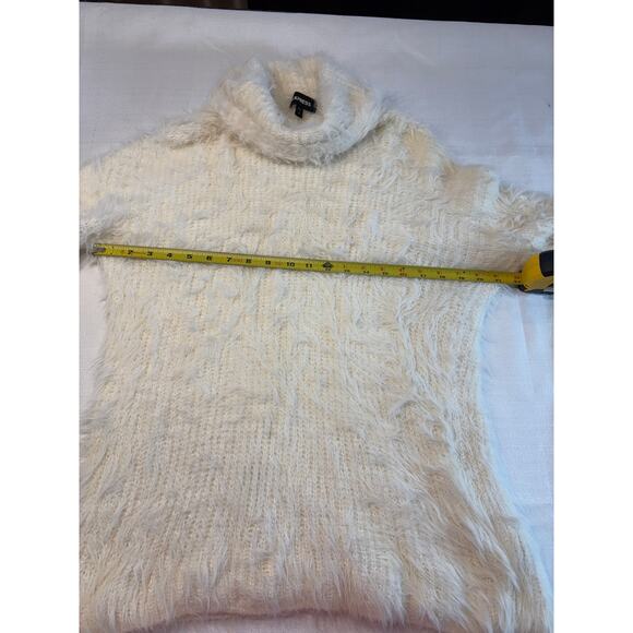Express White Fuzzy Turtleneck Sweater Size S - Picture 4 of 9